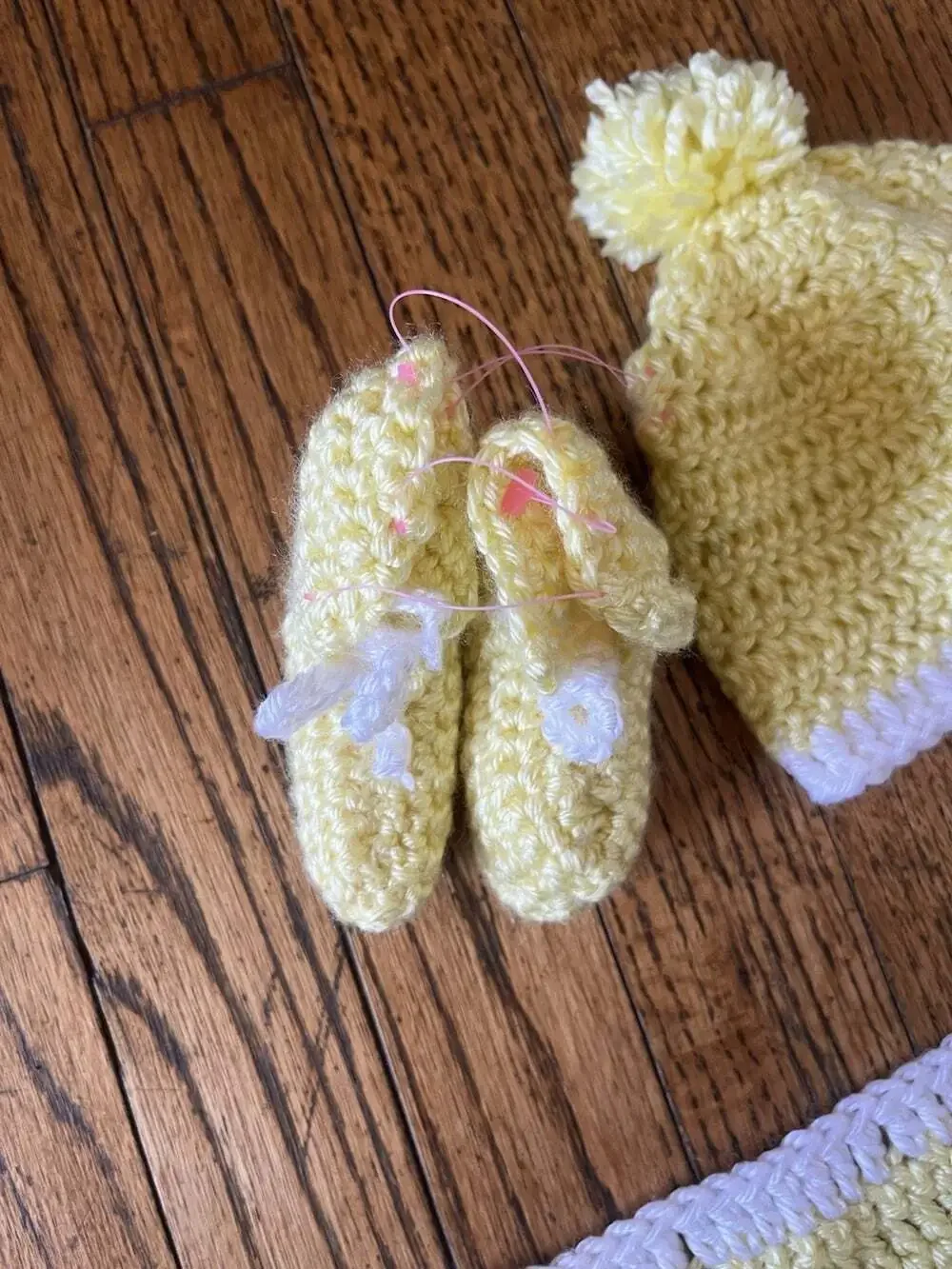 Crochet Baby Set Blanket Hat Booties Infant 0-3m Handmade Shower Gift Yellow